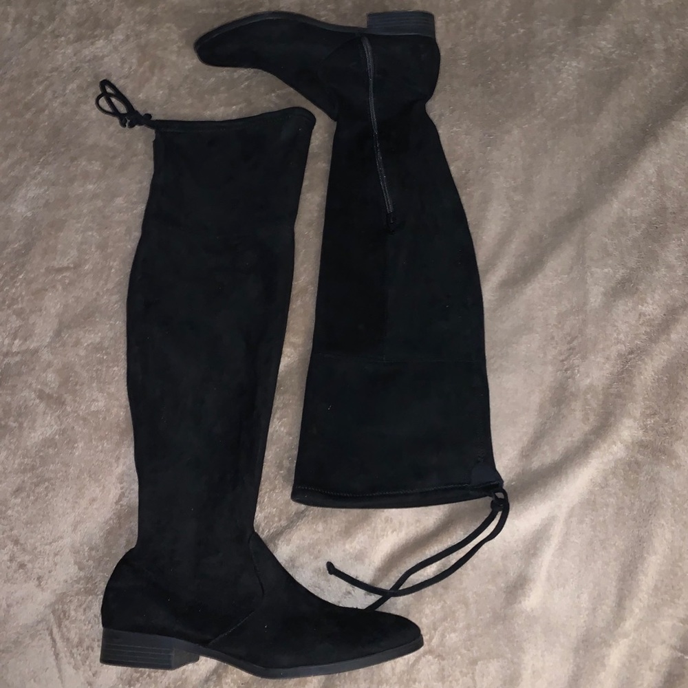 Thigh high boots✨✨✨